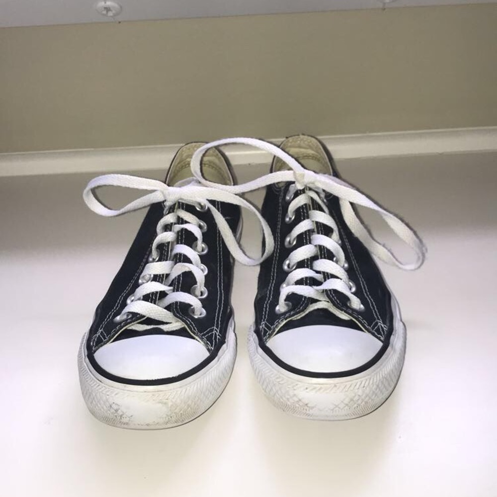 Black Low Top converse